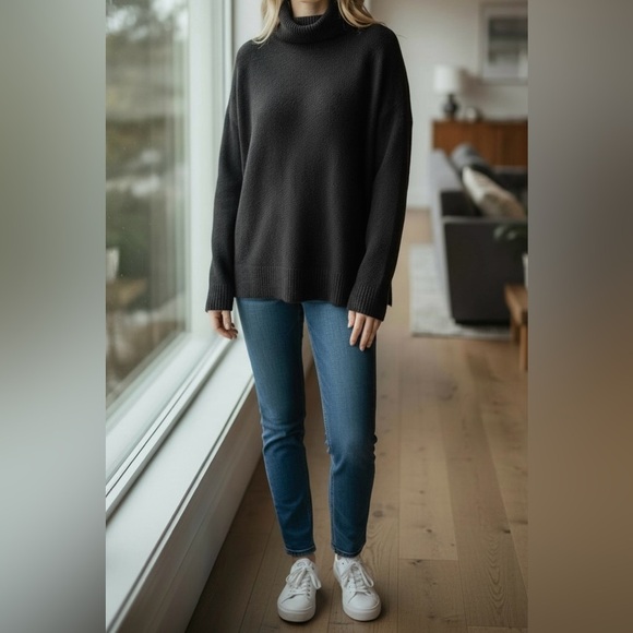 H&M Women's Medium Black Wool Blend Oversized Turtleneck Sweater 90s Minimalist - Picture 11 of 11
